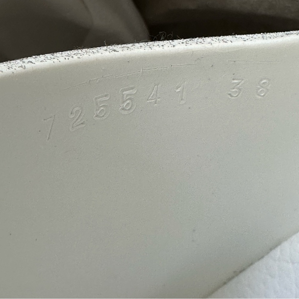 Gucci Interlocking G Glitter Slide Sandals - Picture 12 of 12